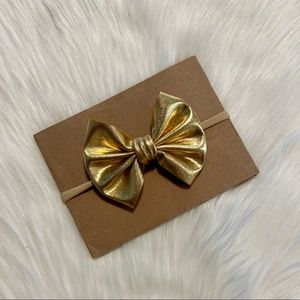 Metallic Gold Clip In or Bow on Nylon!